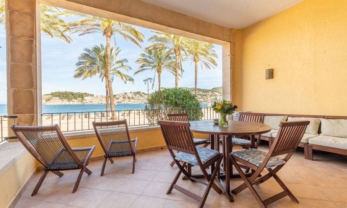 Puerto de Soller Apartment | Lovely Apartment On the Beach with Beautiful Terraces, A/C & Wi-Fi