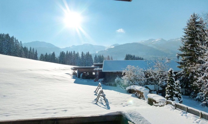 Sonnenberg Apartment | Lovely apartment for 14 guests with WIFI, TV, balcony and pets allowed
