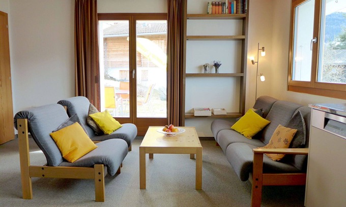 Buerchen Apartment | Lovely apartment for 6 guests with WIFI, TV, patio, panoramic view and parking