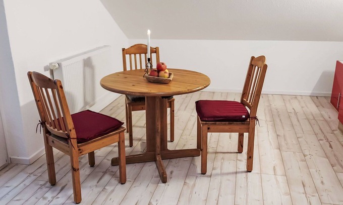 Steinheim Apartment | Lovely apartment for 2 people with WIFI, TV, balcony and parking