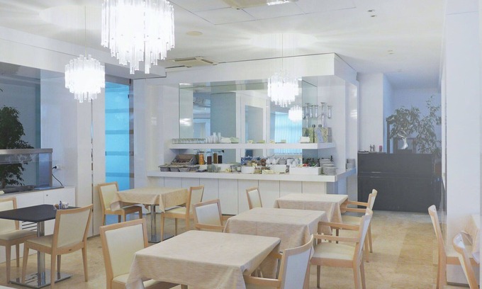 Marina di Vasto Apartment | Lovely apartment for 5 guests with WIFI, A/C, pool, TV, patio, pets allowed and parking