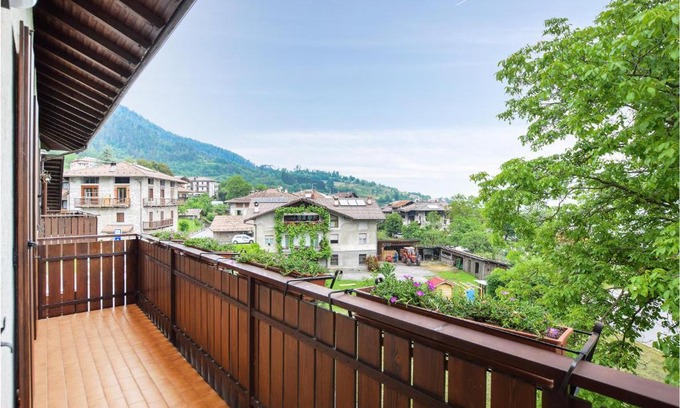 Bleggio Superiore Apartment | Lovely Apartment In Comano Terme