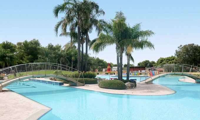 Il Monte House | Lovely apartment in villa for 5 people with A/C, pool, terrace and pets allowed