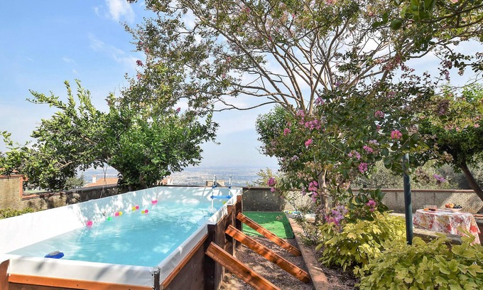 Piazza Roma Apartment | Lovely apartment in Lettere -NA-