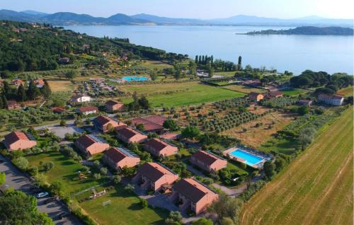 San Feliciano Apartment | Lovely Apartment In San Feliciano