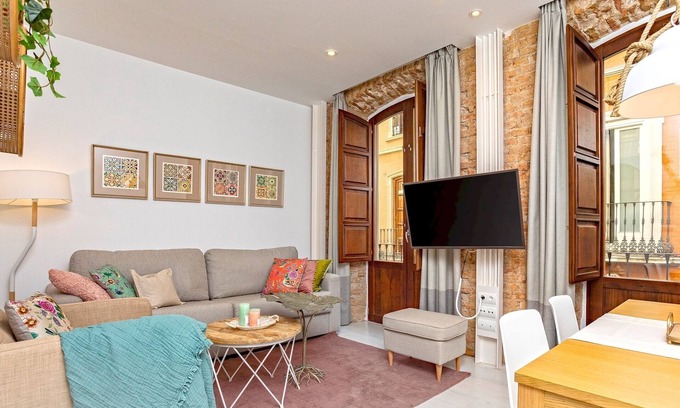 Central District Apartment | Lovely apartment near the Cathedral. Zacatin 202