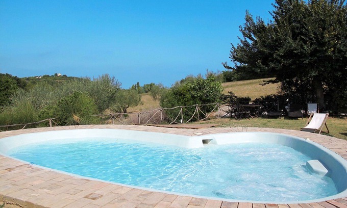 Granarola Apartment | Lovely apartment with pool, A/C, WIFI, TV, patio, pets allowed, panoramic view and parking