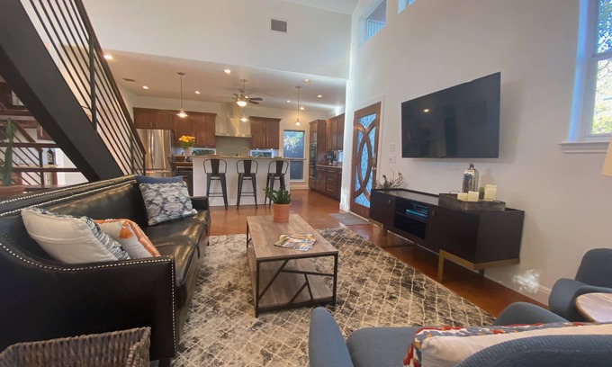 Boerne House | Lovely, bright house .4 miles from Main Street, private pool