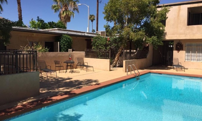 Uptown Design District Villa | Lovely Casita in Palm Springs