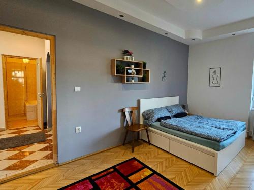Gyor Apartment | Lovely central apartment with free parking, Központhoz közeli 3 szobás lakás