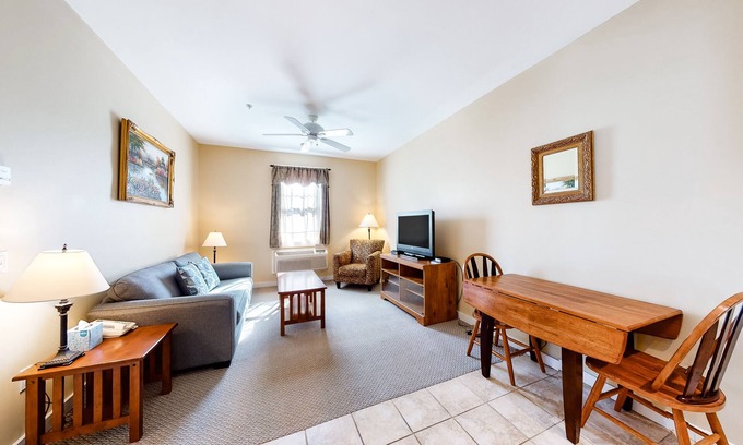 Northeast Harbor House | Lovely downtown Northeast Harbor suite near the water and near Acadia