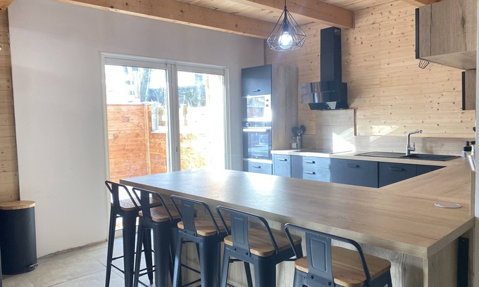 Saint-Disdier House | Lovely duplex with cinema room