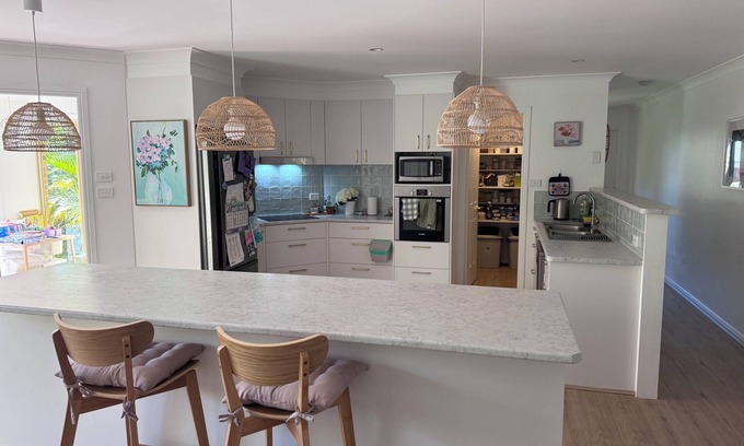 Suffolk Park House | Lovely Family Home-walking distance to Suffolk Beach/5min drive to Byron Bay