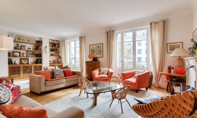 Graslin - Commerce Apartment | Lovely flat in city center for 6