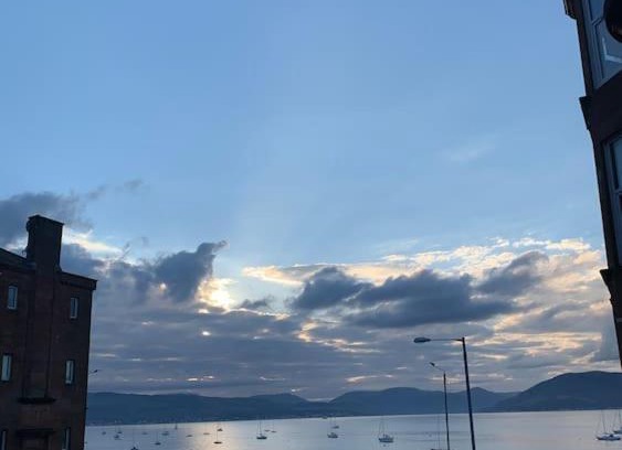 Gourock Apartment | Lovely flat overlooking the Clyde