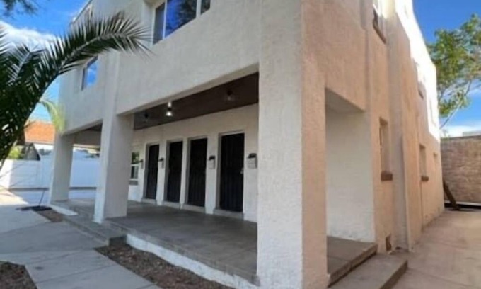 West University Apartment | Lovely Historic 2 suites, 4 Beds, 2 Kitchens & free parking