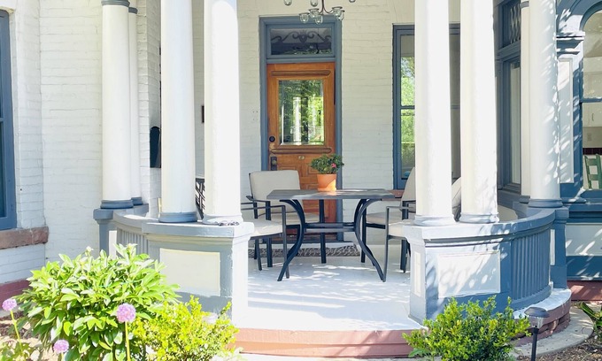 Whittier Apartment | Lovely Historic Apt Central Boulder 2 Blocks from Pearl St