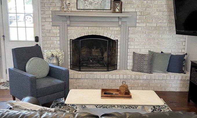 Augusta House | Lovely Home:Close to Medical District:3.2 to Augusta National, for Golf Lovers!