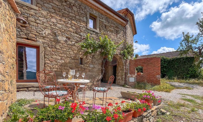 Pieve di Chio House | Lovely home in San Pietro a Dame