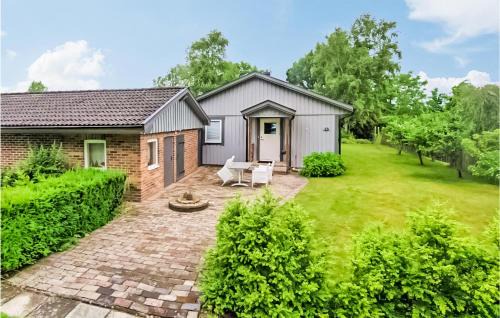 Farhult House | Lovely Home In Farhult With Kitchen