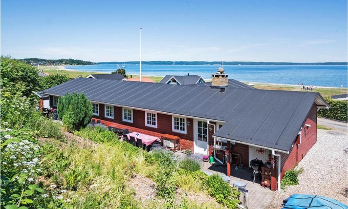 Fredericia House | Lovely Home In Fredericia With Wifi