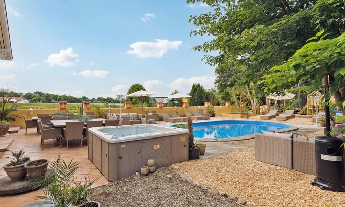 Gesten House | Lovely home in Gesten