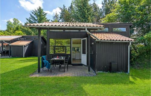 Hampen House | Lovely Home In Hampen With Kitchen