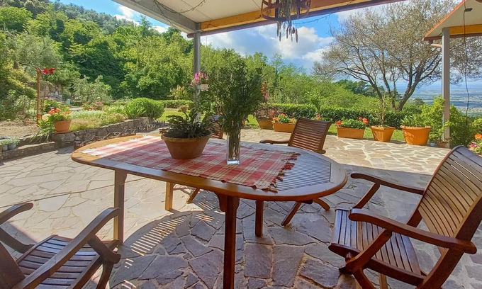 Giugnano House | Lovely home in Lamporecchio with WiFi