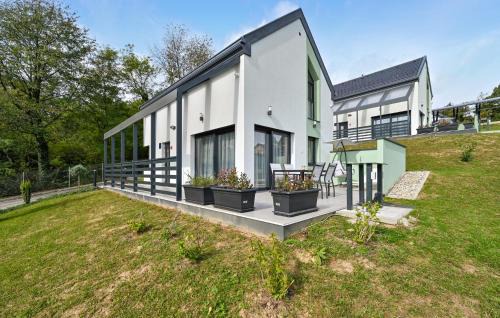 Varazdin House | Lovely Home In Margecan With Wifi