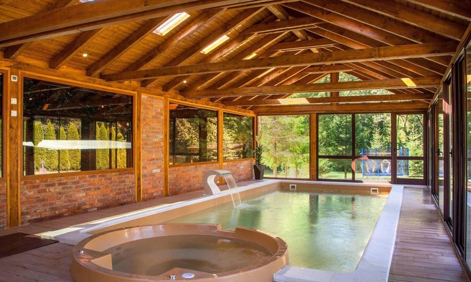 Brestovac House | Lovely home in Novo Zvecevo with sauna