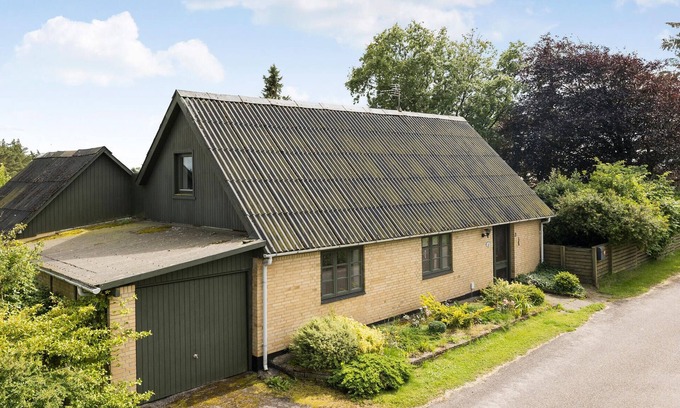 Pandrup House | Lovely home in Pandrup with WiFi