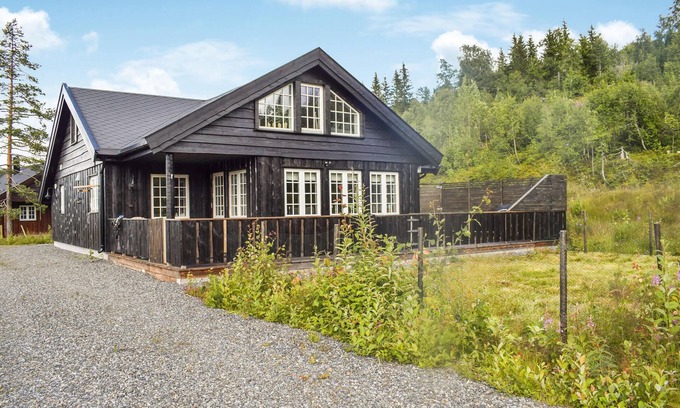 Lardal Municipality House | Lovely home in Passebekk with WiFi
