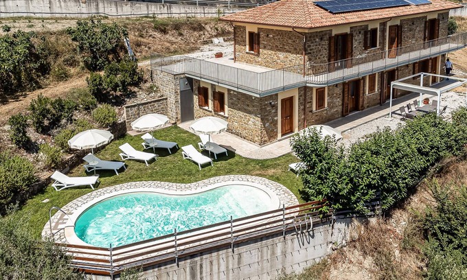 Rutino House | Lovely home in Rutino with kitchen