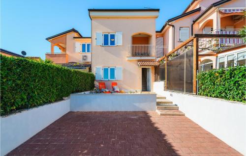 Vabriga House | Lovely Home In Vabriga With Wifi