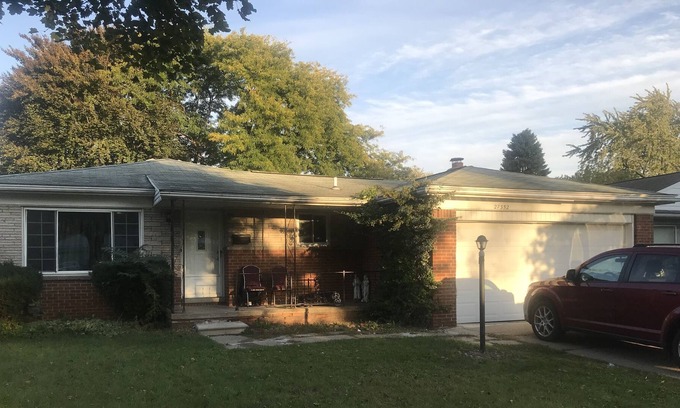 Warren House | Lovely Huge1 story home 5 beds up 10 people