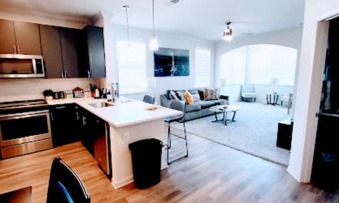 LaVina Apartment | Lovely in Lake Nona