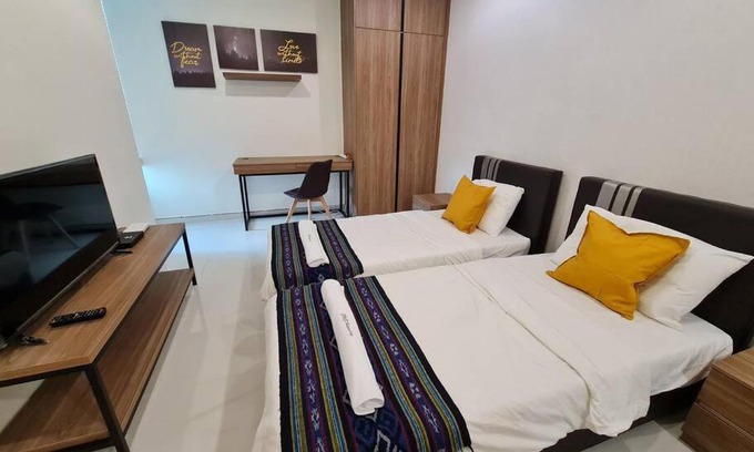 Batu Lintang Apartment | Lovely Kozi Square comfort Studio Home 3A