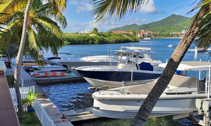 Simpson Bay Apartment | Lovely Lagoon Townhouse SBYC Walk to cafes, restaurants, bars, supermarket,beach