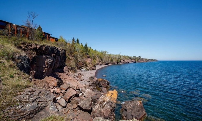 Tofte House | Lovely Lake Superior Waterfront Townhome, North Shore of MN.