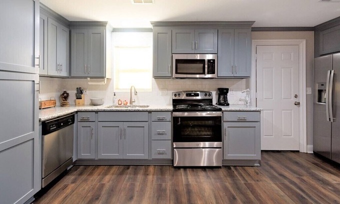 Independence House | ⭐LOVELY LARGE HISTORIC REMODELED HOME⭐Z