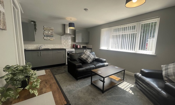 New Forest District House | Lovely one Bedroom Lodge, Hythe