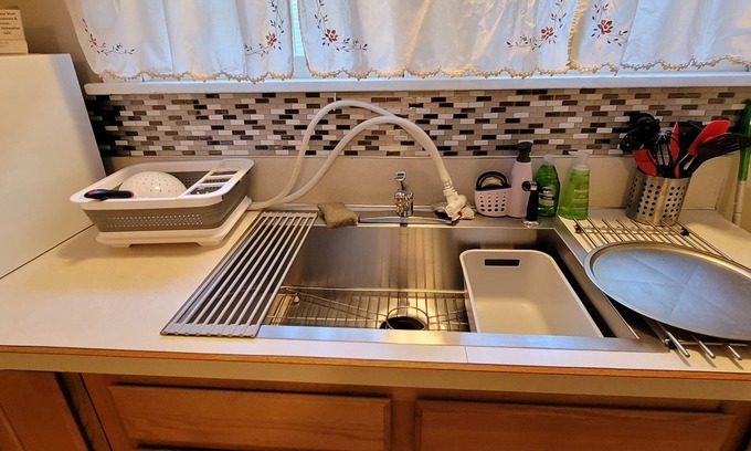 Downtown Klamath Falls House | Lovely Smarthome King 4KTV AC WIFI ❤️of Downtown