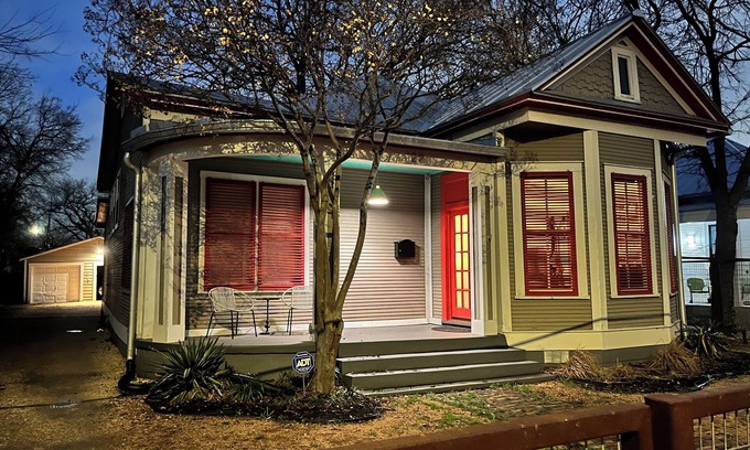 Southtown House | Lovely Southtown Home with Fenced Yard - Close to River