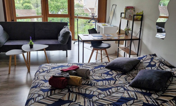 Chantraine Apartment | Lovely studio 15min walk from Epinal town center