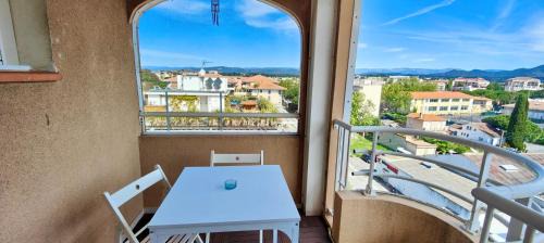 Frejus Plage Apartment | Lovely studio with balcony - near the beach