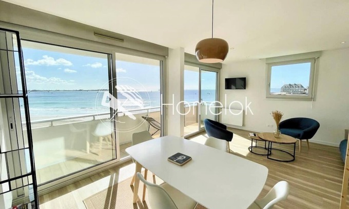 Larmor-Plage Apartment | Lovely T1 d architecte de standing Vue mer 360