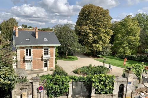 Richebourg - Saint-Clement Apartment | Lovely T2 facing Jardin des Plantes