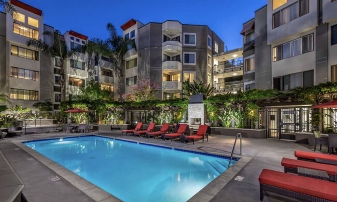 Concord Apartment | Lovely two bedroom with pool