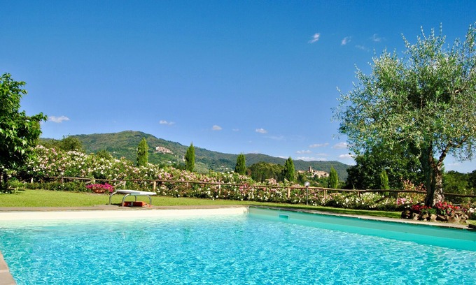 Pescia Villa | Lovely villa between LUCCA&FLORENCE with panoramic view and private pool