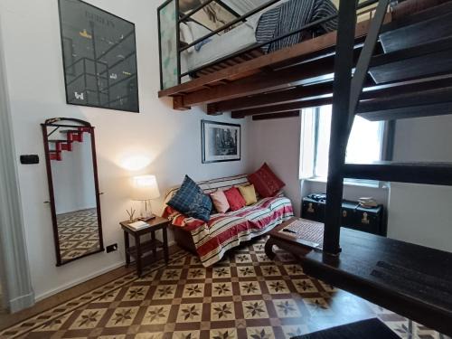 Santa Rita Apartment | lovely vintage apartment